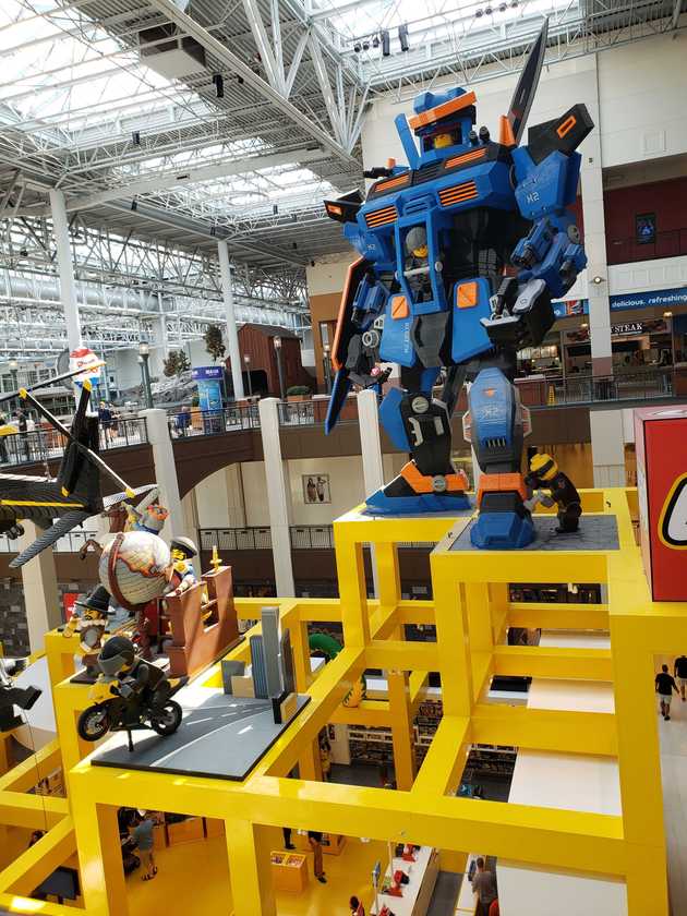 EPIC lego sculptures