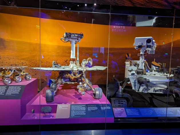 Mars and Lunar rovers
