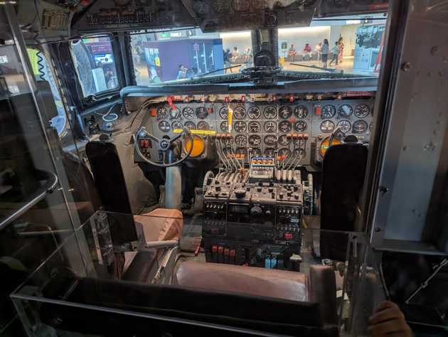 Airplane cockpit