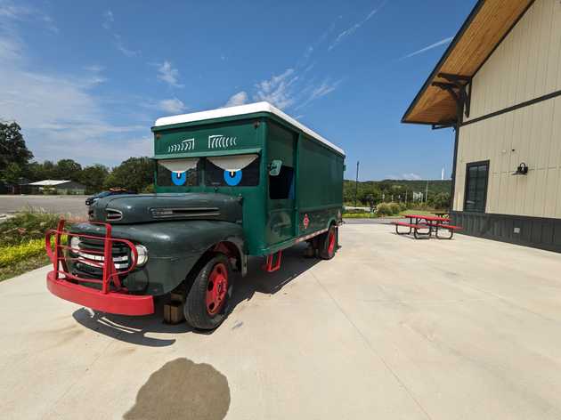 Historic Route 66 truck